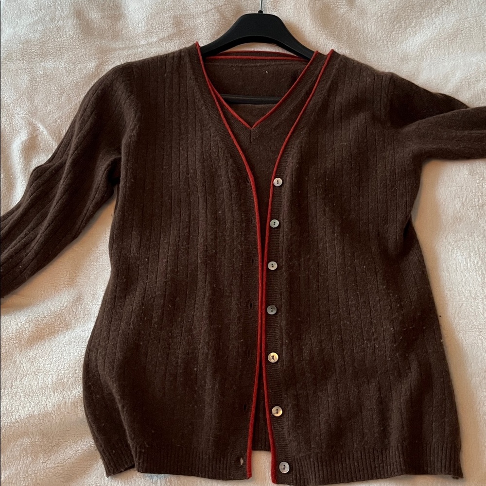 100% Cashmere sweater set  for women ( cardigan & vest )